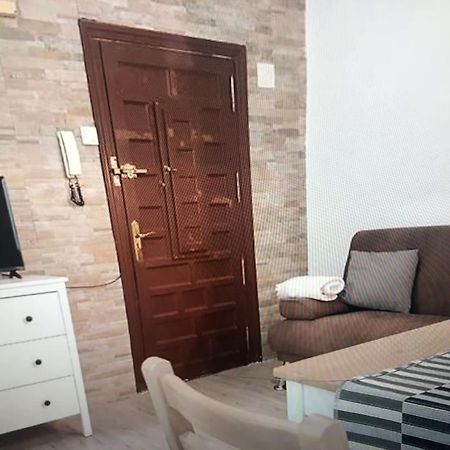 Sebastian Elcano, Apartamento Para 2 Con Terraza, Metro Embajadores Madrid Ngoại thất bức ảnh